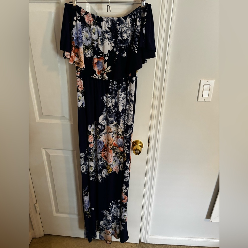 Women’s maxi dress